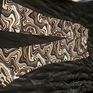 Cute brown pants size large